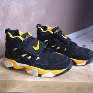 Air Diamond Turf 2 (GS)